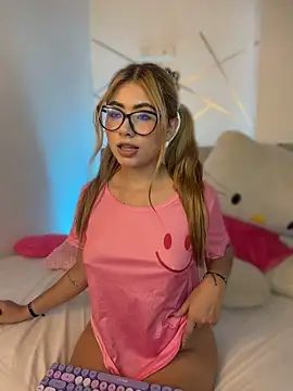 Kaathblond_ - show pussy + saliva+ finger