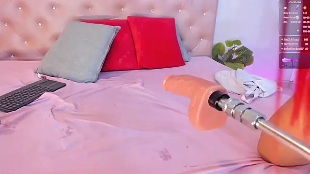 PaulinasaeEnz - Control fuck machine + squirt