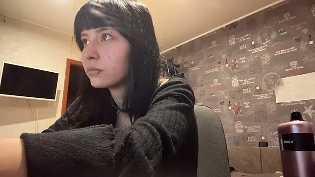 LianaSchweppes - Make me Ahegao? 🕸