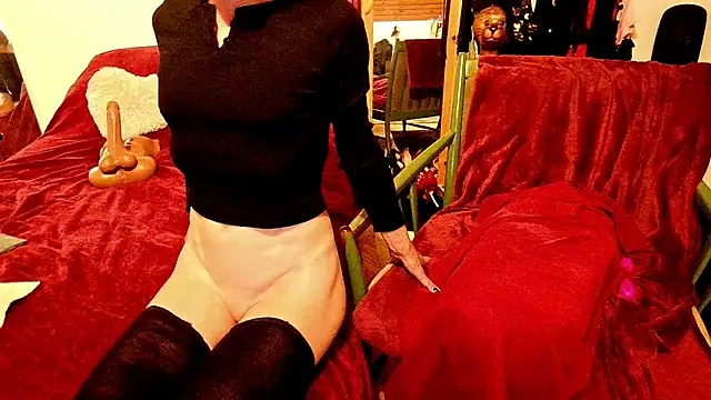 Hot_Colettte - plug 😍💕
