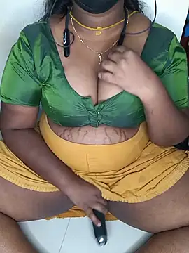 Lakshmi_tamil__ - Boobs oil massage