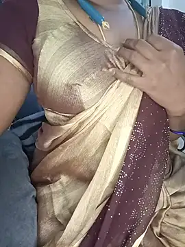 Tamil-hotwife - Ass show