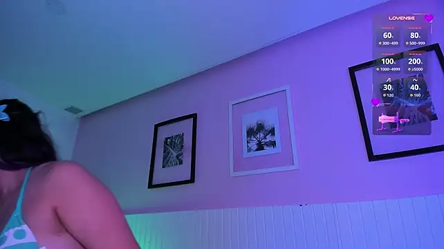Emma_smile - dirty saliva face