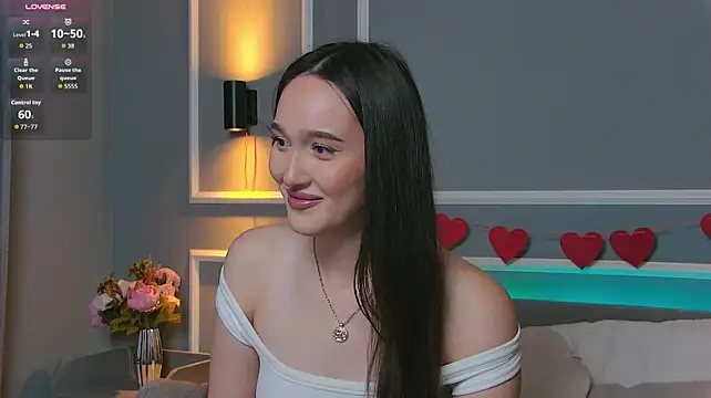 LindaMaxx - lift skirt tease
