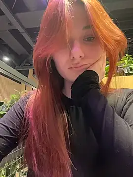 SaintMaya - Show her ass and spank her 💦💕