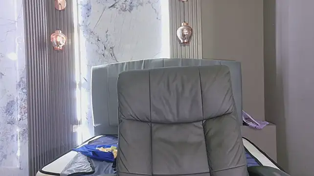 Angeles_azul - show tits+rub nipples