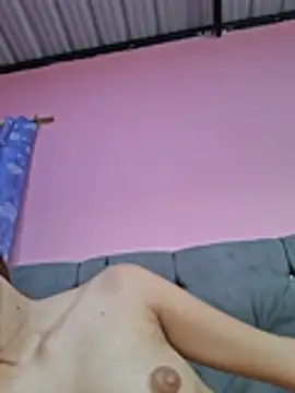 Khelmi - squirt fountain in my pussy virgin