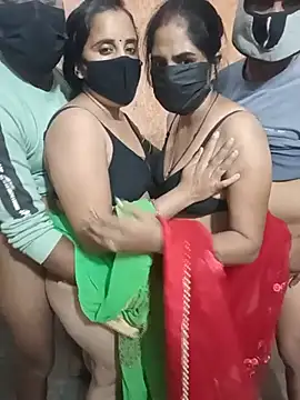 Hot_bhabhi2 - Boobs show