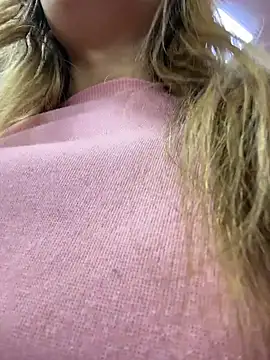 Kloe__t18 - Rife dildo in the bathroom of gym