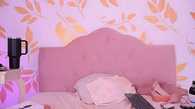 AmyKiss_ - 🖤 Take Off My Top and Rub My Nipples 🖤