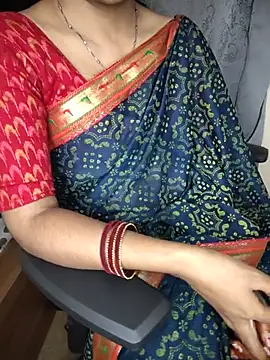 Bujji_Talli - Oil boobs