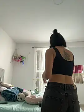 Loren_saenzz - 🌸Cover my entire body in saliva🌸