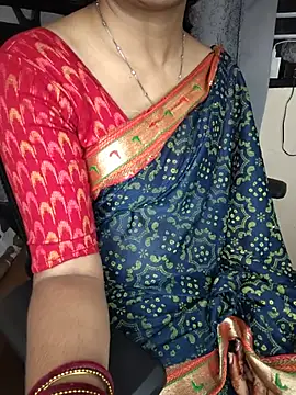 Bujji_Talli - Oil boobs