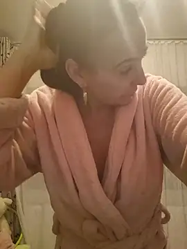 Milflovelyxxx - make my pussy fucking hot