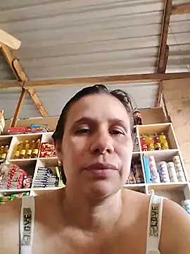 MIA-LARIOS - Mamá da en tienda de mia🫢🤫