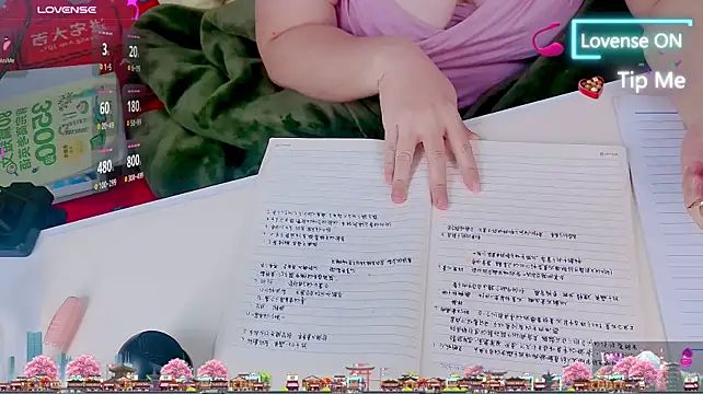Angel99ecup - 看BB丝袜脚脚小粉插入菊花手指疯狂抽插到菜单下单