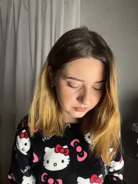 KiraSakura - SHOW ASS