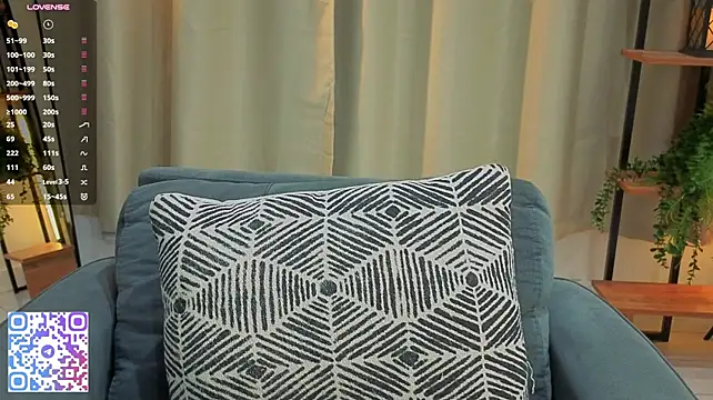 KristanTienken - tease nipples + squeeze boobes