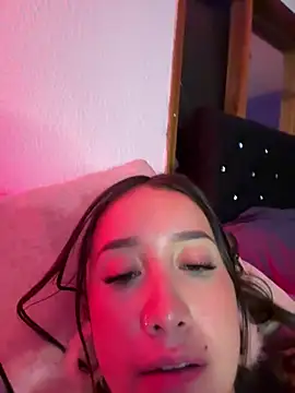 Annavyx - Spit Tits in shower