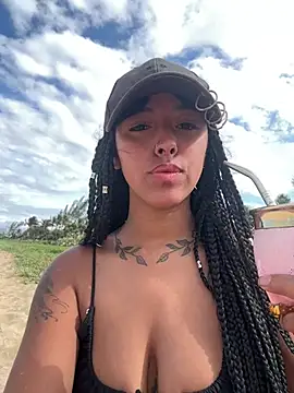 Maricba2 - SHOW BOOBS + IN PLAYA😨🔥