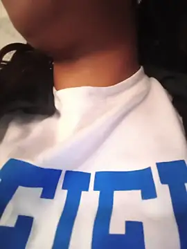 Ivon_C - Squirts 💦 on your face, king 👑