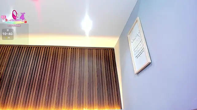 Ebbafernandez_ - Ice On My Pussy 🔥