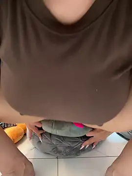 Maly_Nya - Orgasm and a big stream of fluid 💧💧🔥