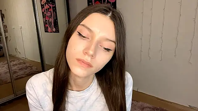 VeroniqueJaap - Draw a small heart on your hand