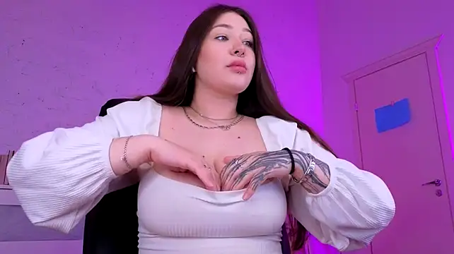 Vanessaparadiza - TEASE WITH PANTIES