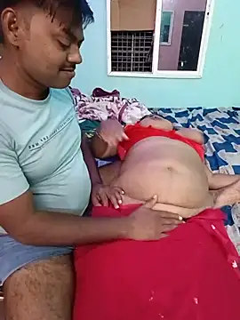 Queen_pritima - Open boobs & oil