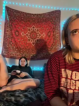 SweetCranberry - Kate takes off Pam’s panties
