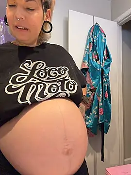 Eva_Monroe- - Milky Titty Squirt