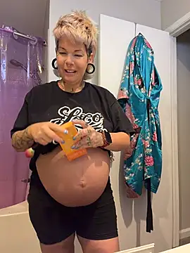 Eva_Monroe- - Milky Titty Squirt