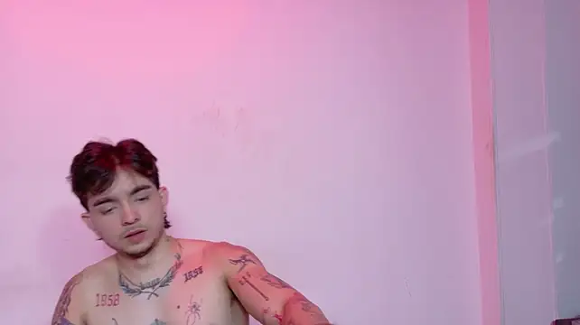 AliceandMax - CHILLI IN PUSSY AND FUCK WITH DILDO
