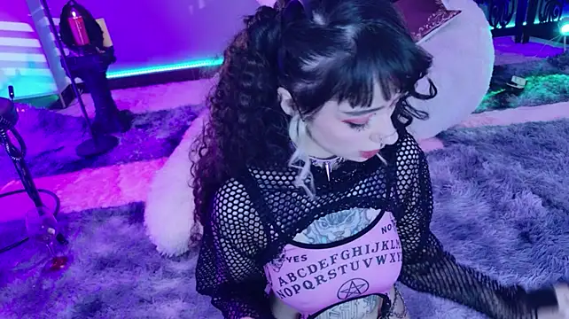 Zephirah_abney - MASTURBATIIN WITH VIBE DOGGY