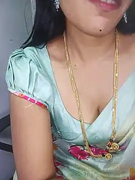 Deepa_kannadatelugu - Boobs oil massage