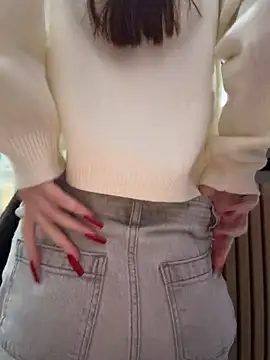 AmelieCrystal - show you my pussy too >_<