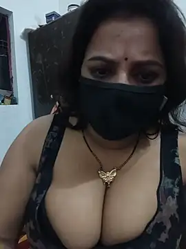 Sweety-girll - Full nude public 2 mint