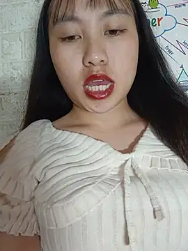 Cherry-squirtt - hãy giúp em hoàn thành mục tiêu