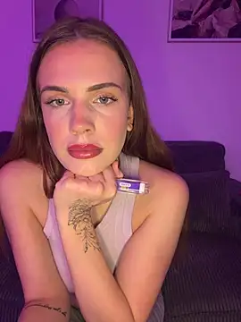 LorenaRosee - Jump to see my Boobs bounce 🥵🥵