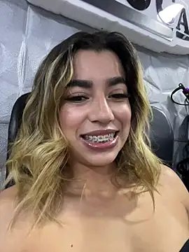 Bangovers_xxx - My friend and I kissed.