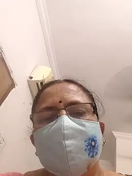 Anasuyatelugu_hot - Oil boob show