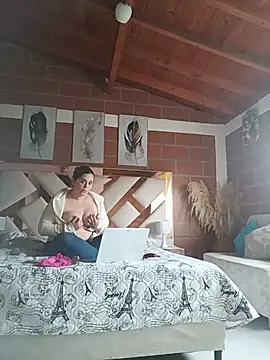 BellaHeidy - Sexy dance 😋