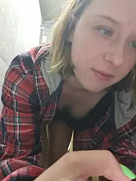 Public_Katrisha - Suck dildo