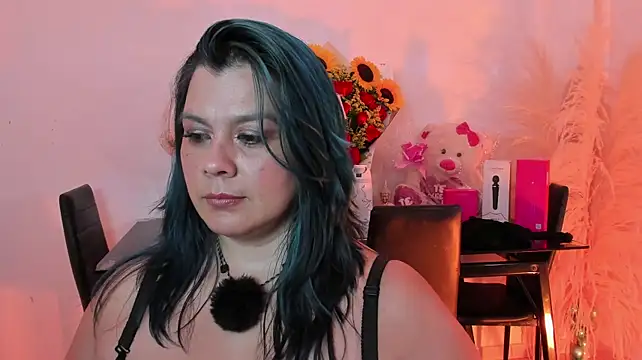 Martina_Foxy01 - suck on a dildo