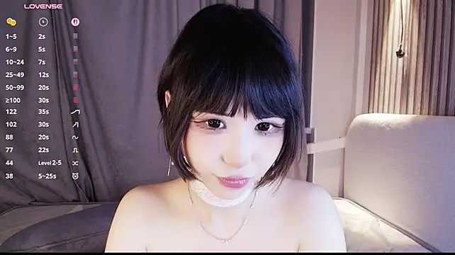 Sweetmiffy - pussy play
