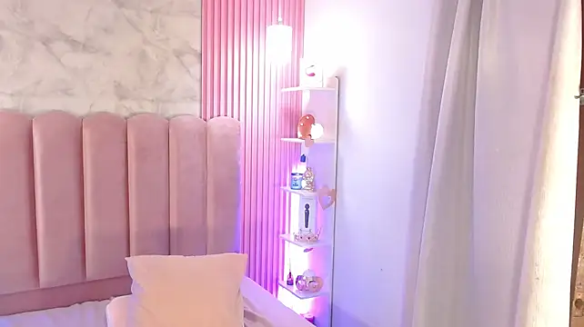 LunaRose18