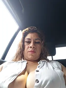 Laura-Hernandez - Sucking my friend's tits 😈