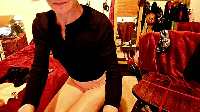Hot_Colettte - dildó lovaglás 🐴😍
