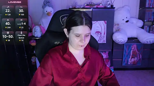 AmyVibess - undo the button